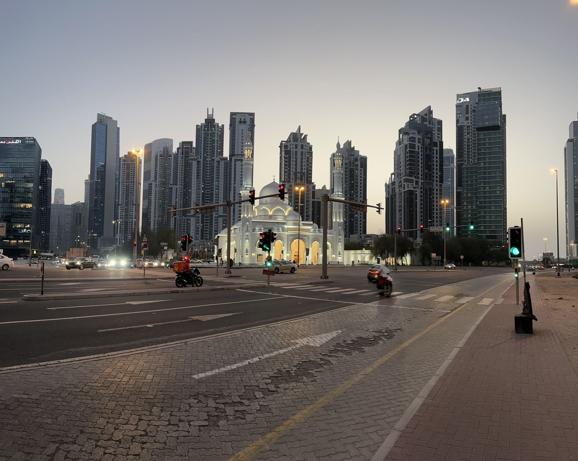 Skyline de Dubai ao entardecer